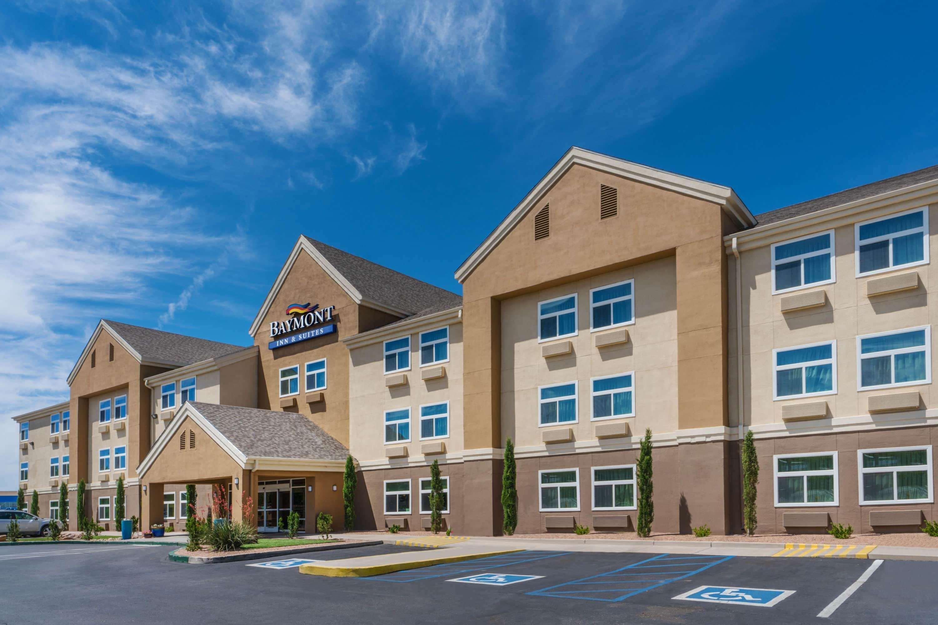 Hotel Baymont By Wyndham Airport