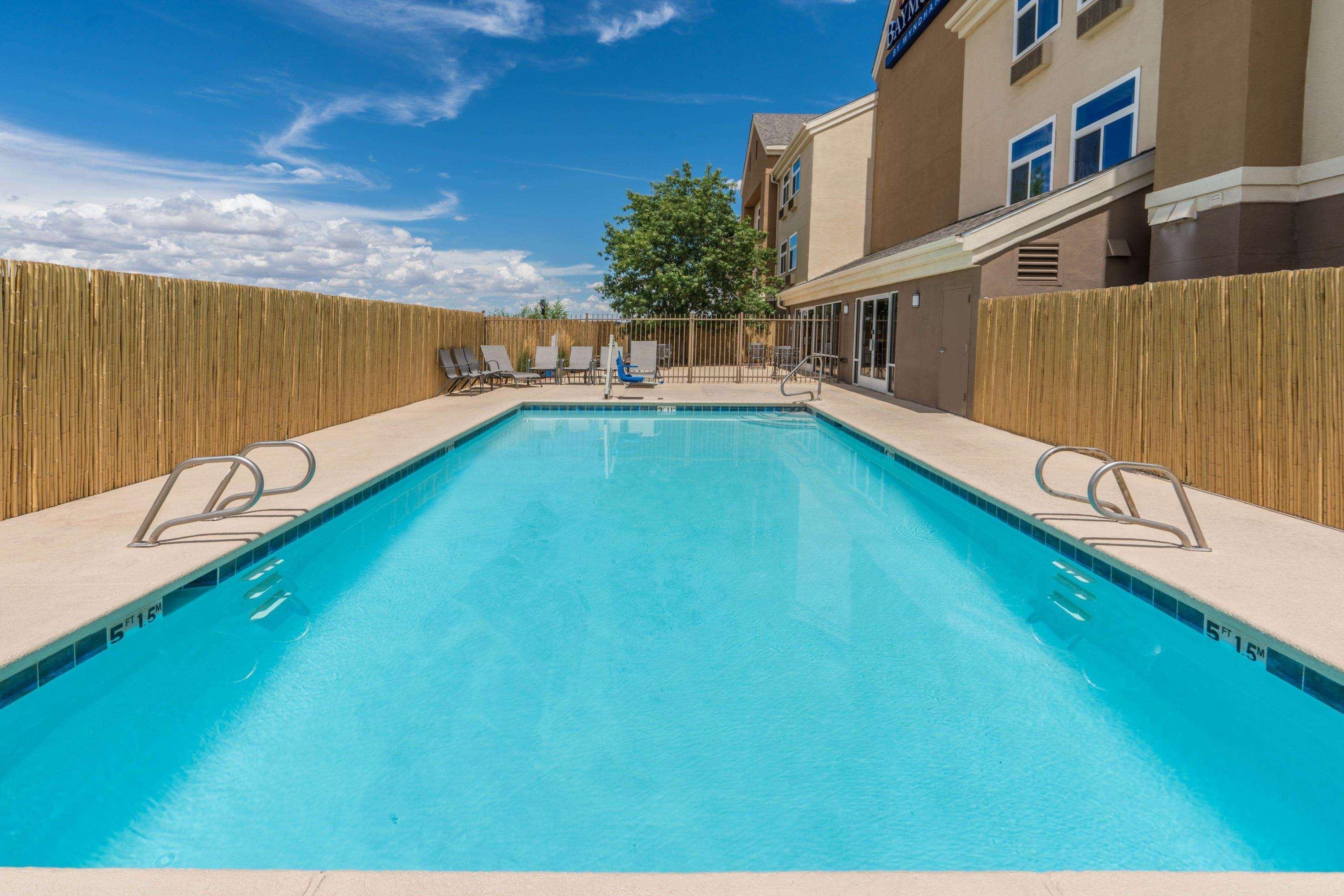Hotel Baymont By Wyndham Airport