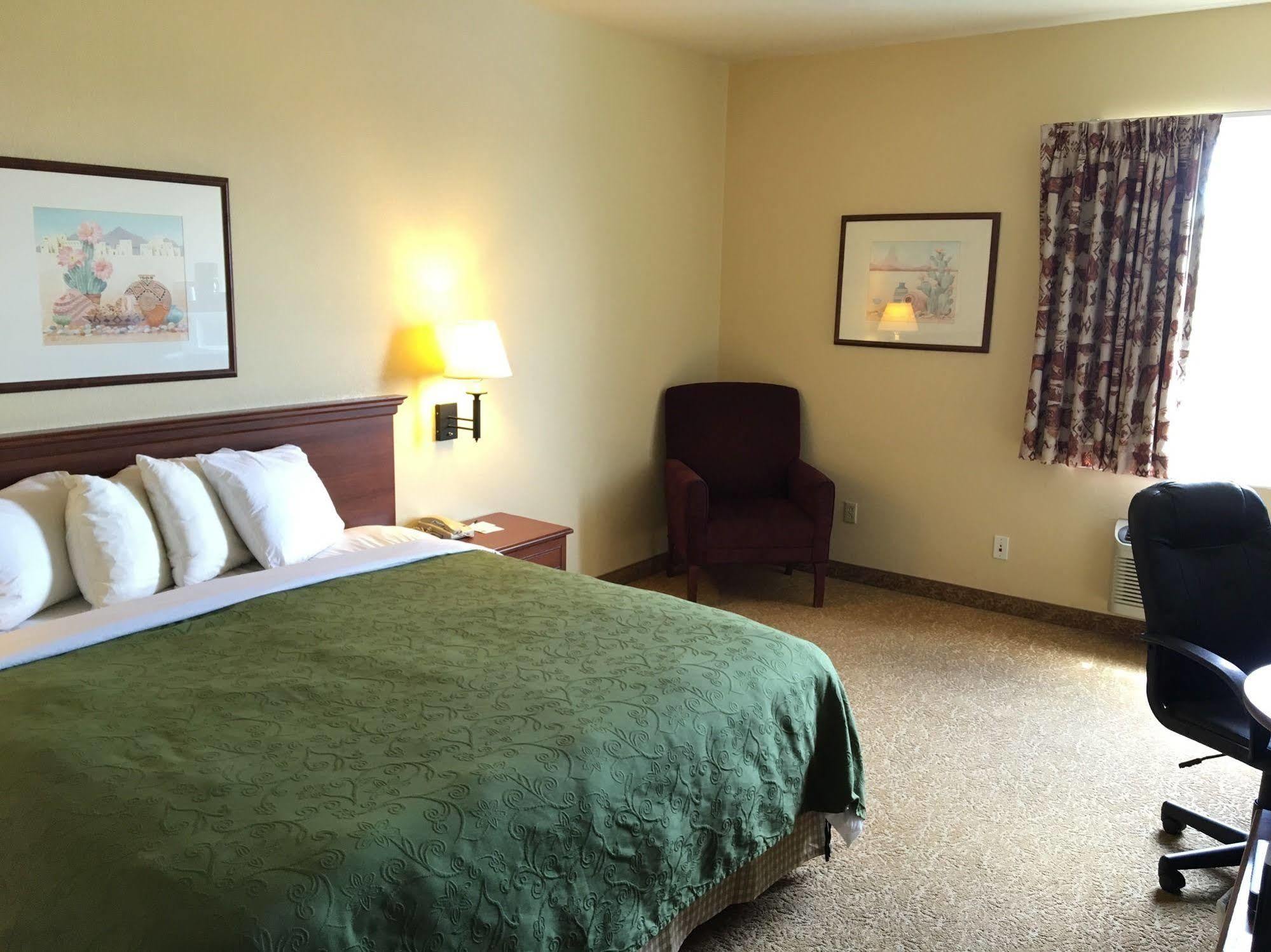 Baymont By Wyndham Airport Albuquerque
